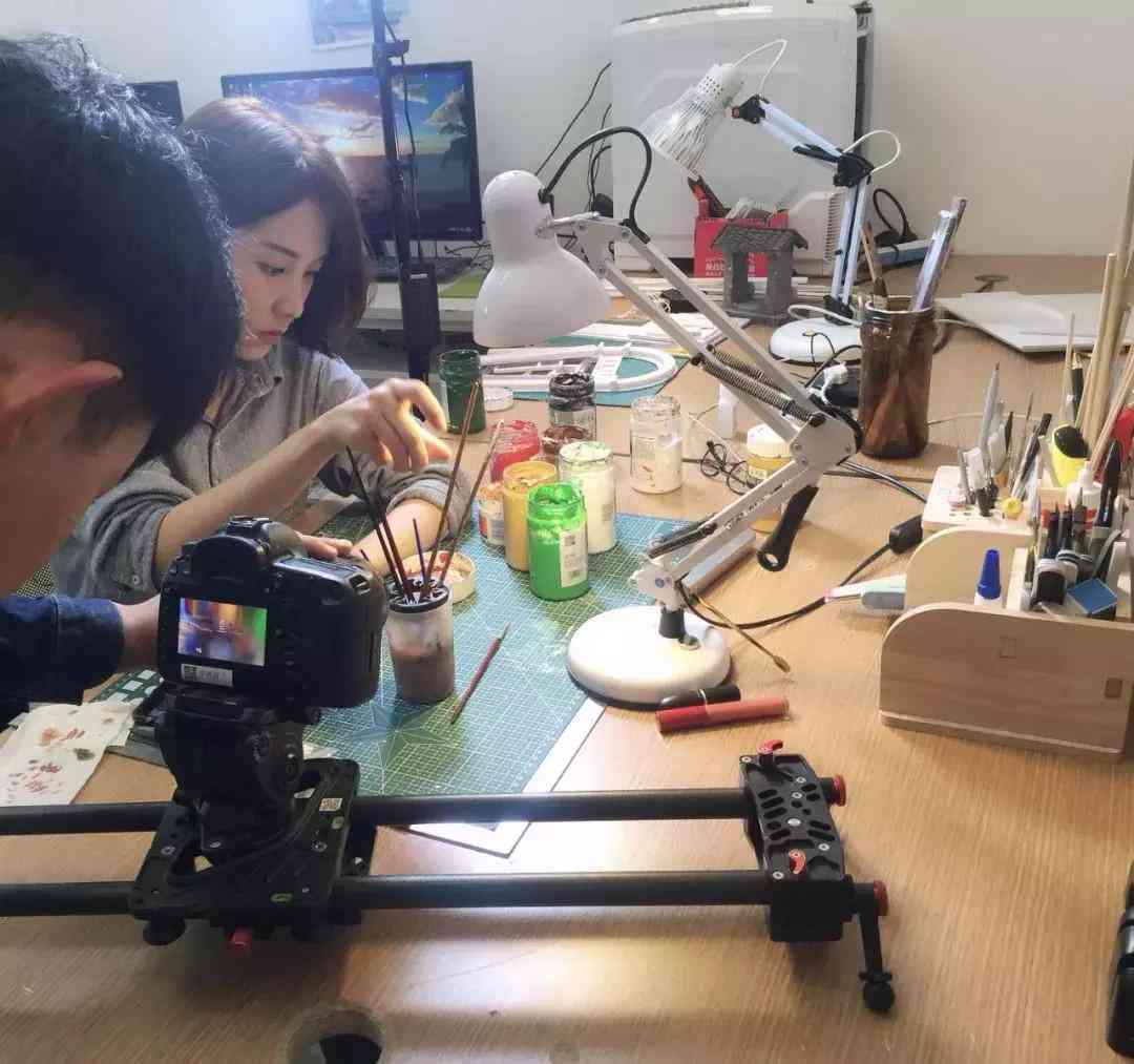 抖音视频脚本撰写完全指南：涵创意构思、脚本结构、热门趋势与实用技巧