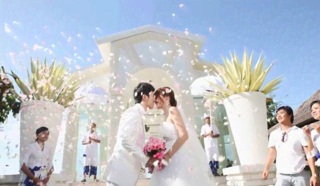 浪漫定制：婚礼现场文案创意集锦