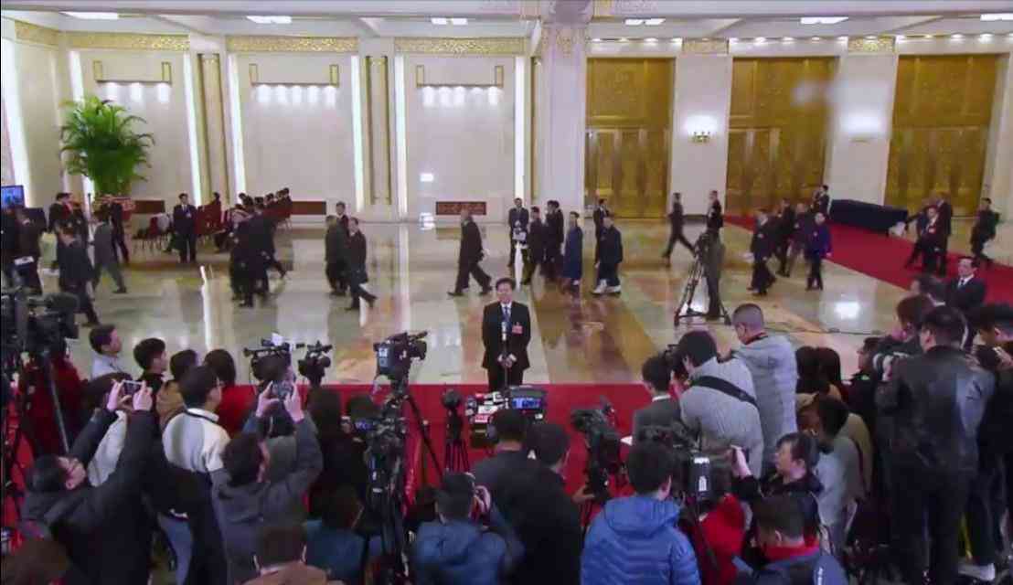 我国AI新闻写作机器人有哪些与公司，及其在新闻行业带来的变革