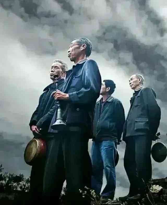 AI辅助创作抖音文案攻略：从撰写到发布，全方位解答用户常见疑问与技巧