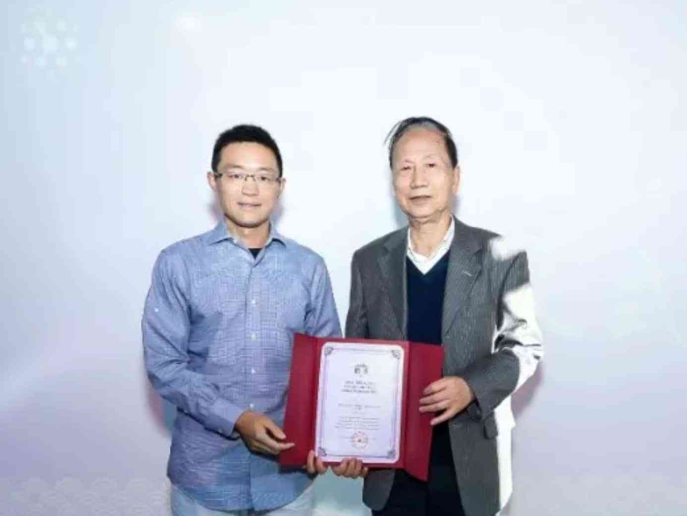 人工智能赋能材料产业创新与发展：AI材料行业深度研究报告