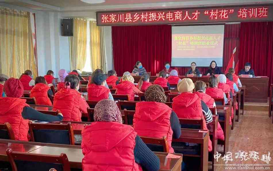 探索之旅：一键打造个性化旅游文案助手