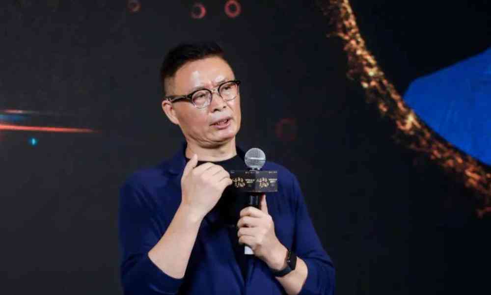 青春创作者：青春的原声·作家与创作青春的故事简介