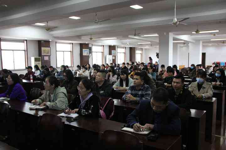 抖音怎么显示ai创作功能：如何展示个人创作与访问创作者服务中心