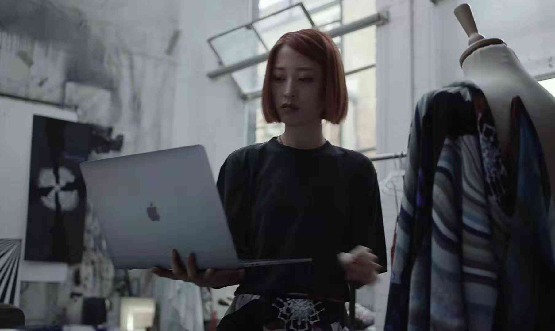 服装AI智能文案怎么做出来的：揭秘其制作原理与技术流程
