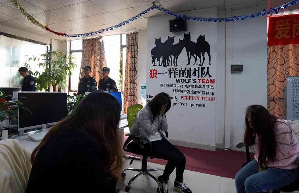 AI动漫文案脚本创作与优化：全面解决动漫创意、剧本编写与对话设计问题