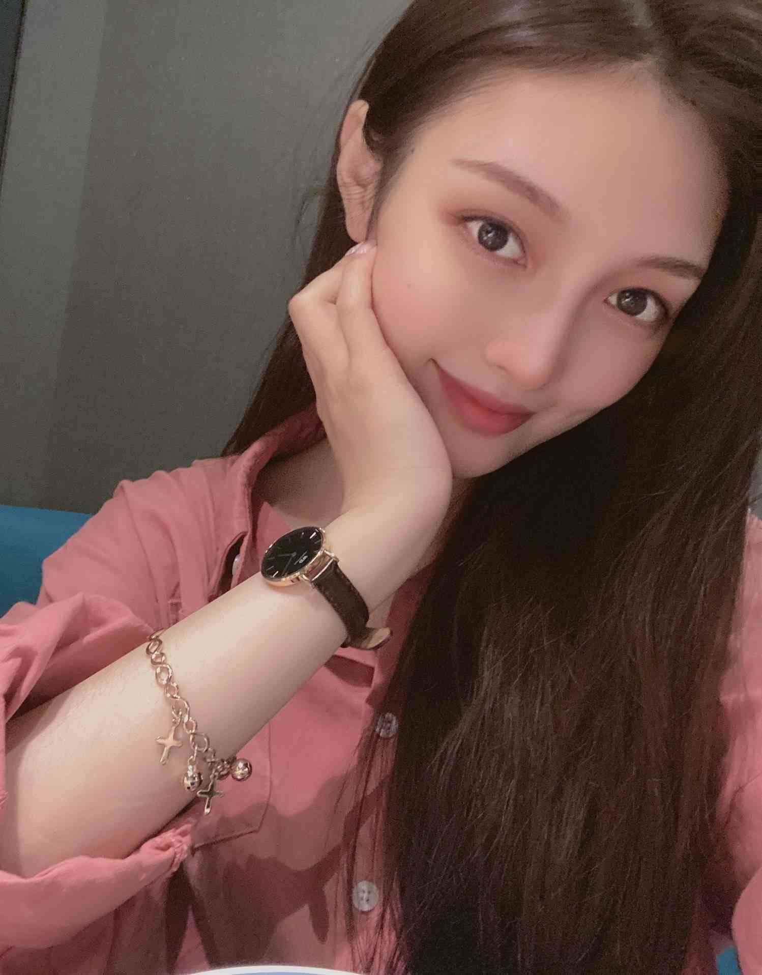 打造完美互动：虚拟女友高效聊天技巧与话术指南