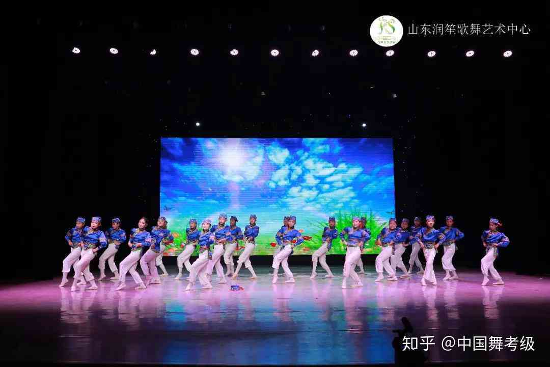 舞动韵律：舞蹈教室创意文字解析与实践