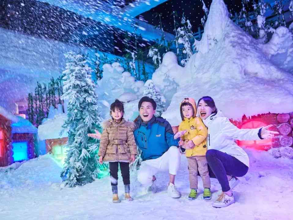 极地魅力：icy小布冰雪探险之旅