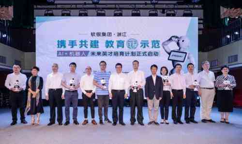 AI智能编写全攻略：如何从入门到精通，全面解答AI编程与应用相关问题
