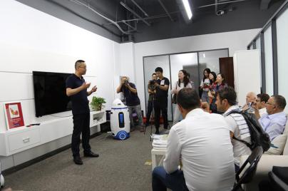 全面解析AI技术：从基础原理到应用实践的超详尽技术文档指南