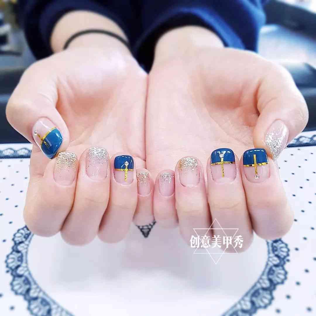 单色渐变美甲文案：创意短句与双色搭配指南