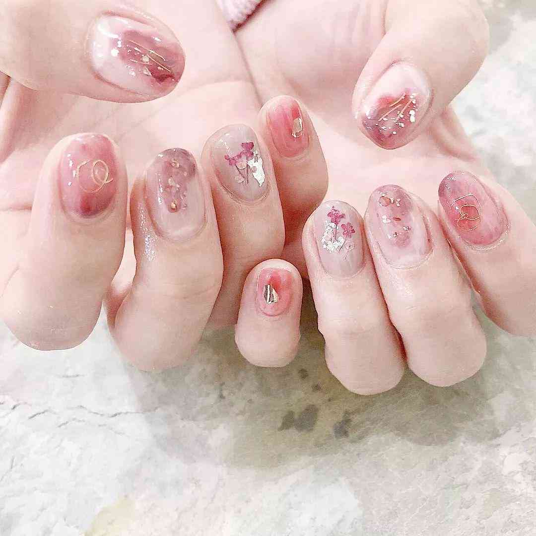 ai渐变美甲文案怎么写