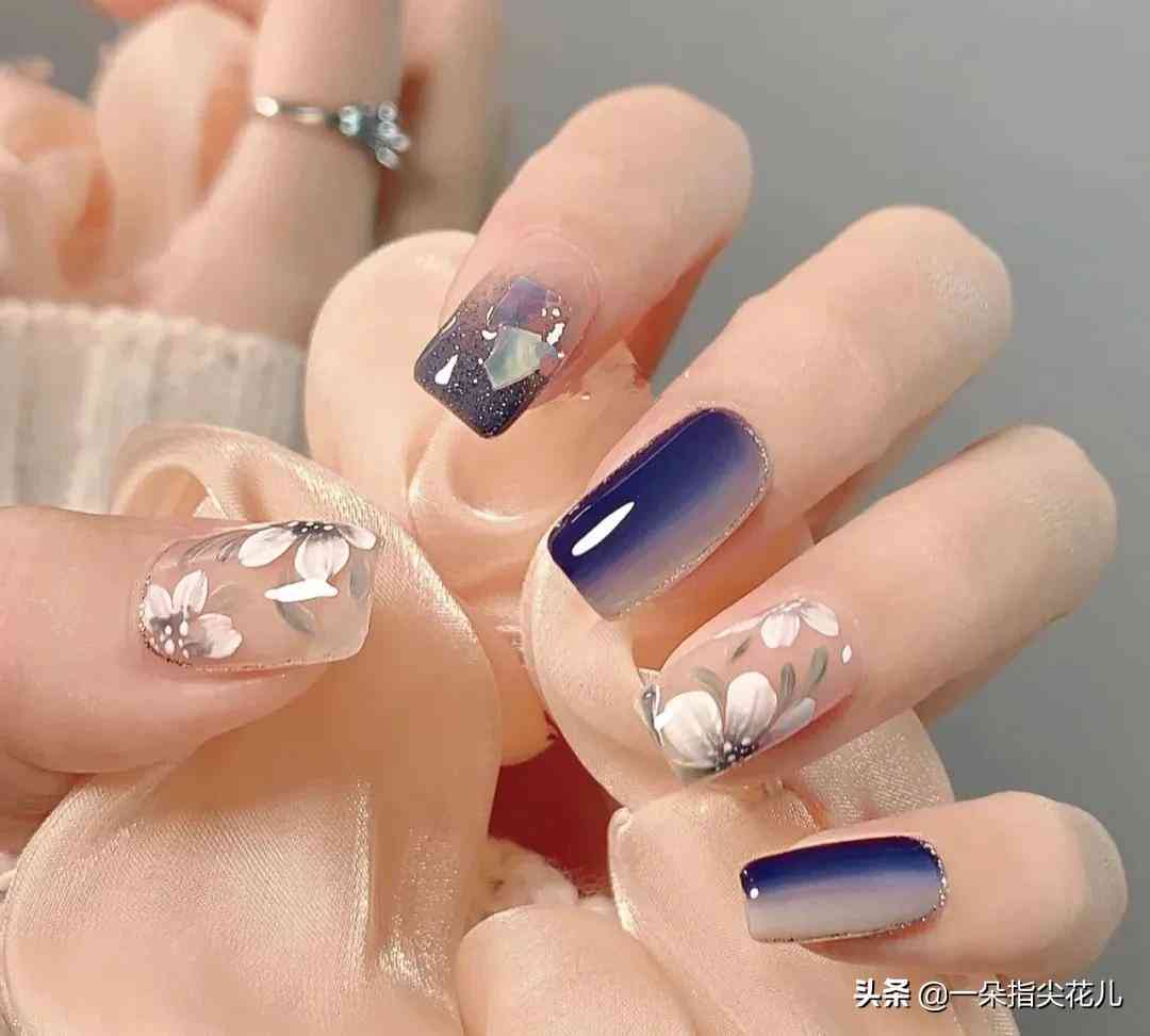 ai渐变美甲文案怎么写