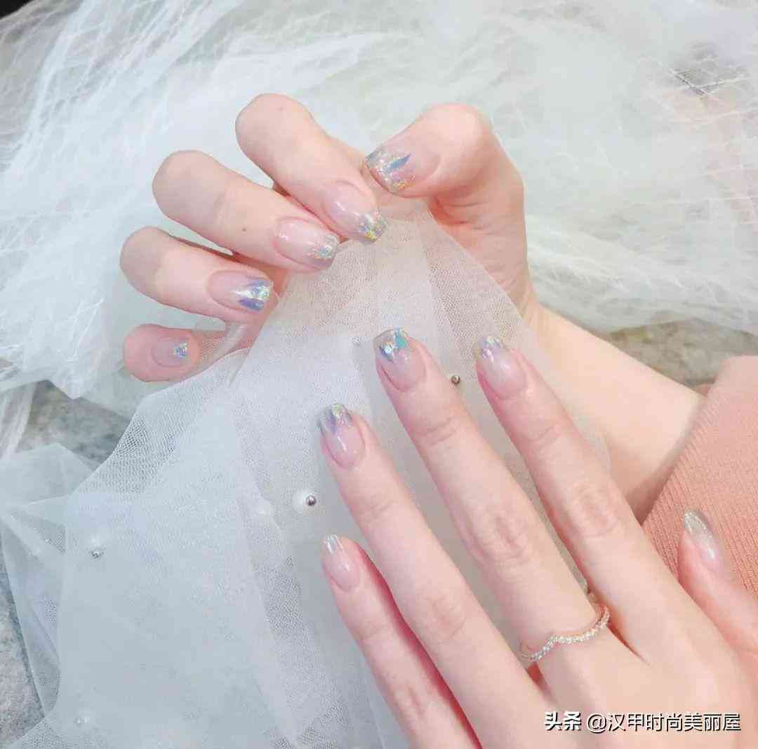 ai渐变美甲文案怎么写