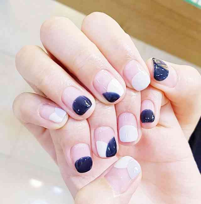 春节渐变美甲风：新年流行色碰撞，尽显时渐变魅力