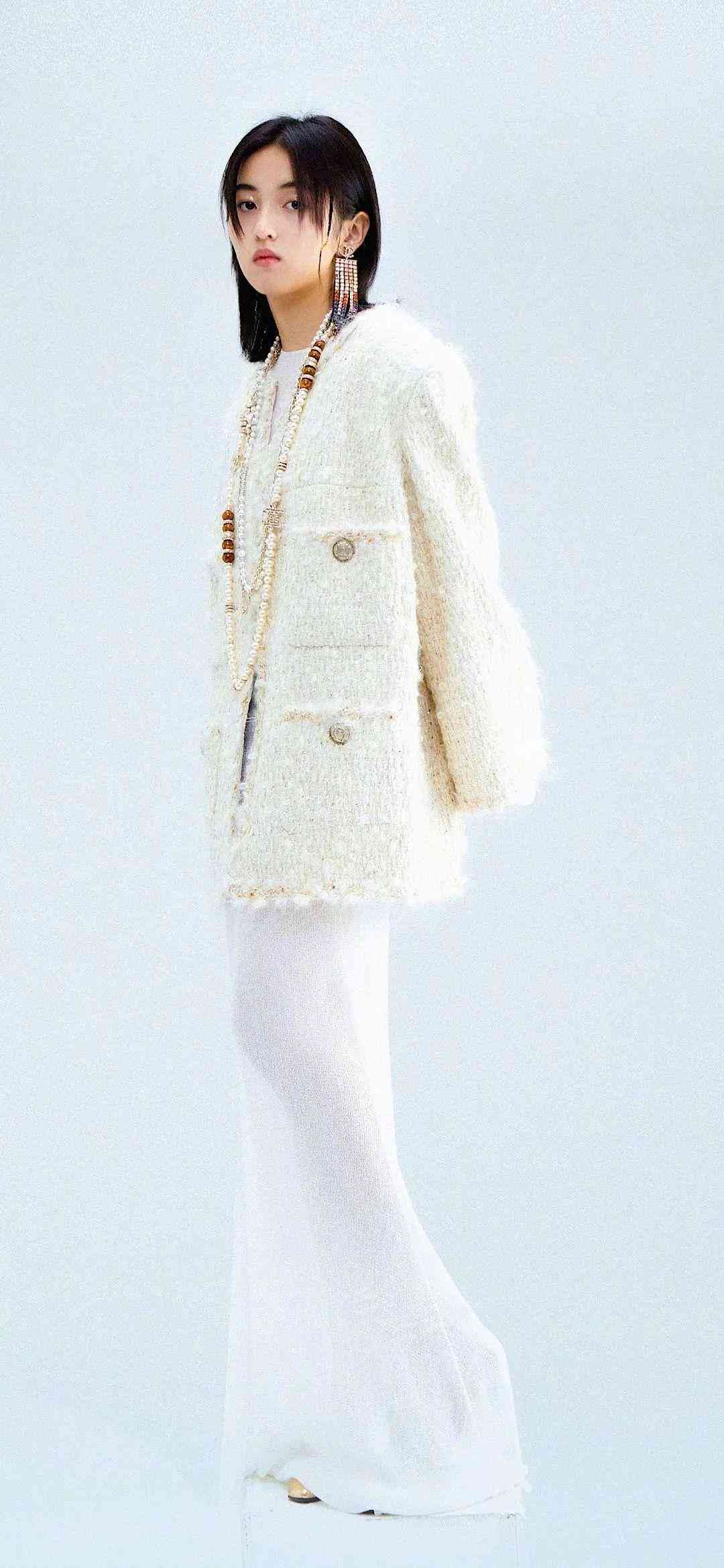 古风ai绘画的文案怎么写：打造美观且引人入胜的古风艺术描述