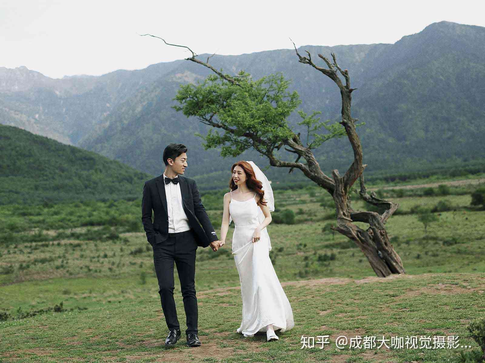 ai发光婚纱拍照文案怎么写好看：创意标题撰写指南