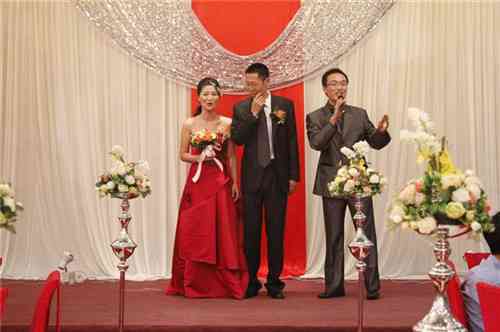 喜宴现场互动主持神器：婚礼主持词