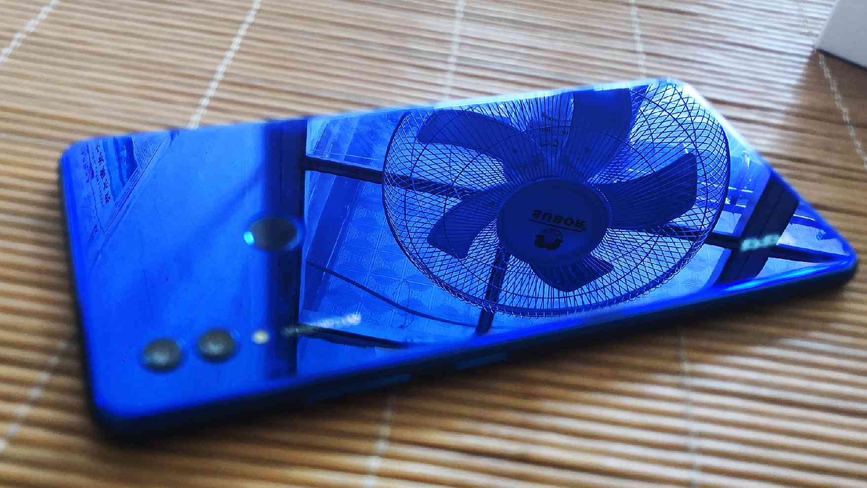 AI辅助创作：详解玻璃壳手工制作全过程