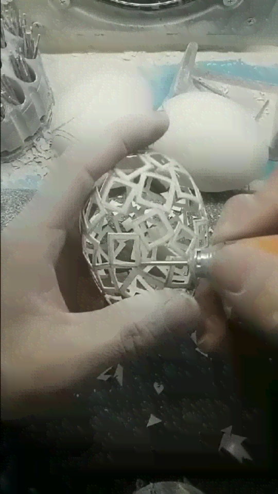 玻璃壳艺术：雕刻与制作艺术字及壳艺术品教程