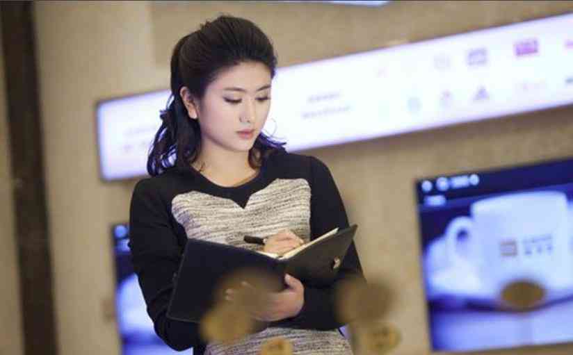 全方位婚纱写真文案汇编：创意短句、拍摄灵感与情感表达指南
