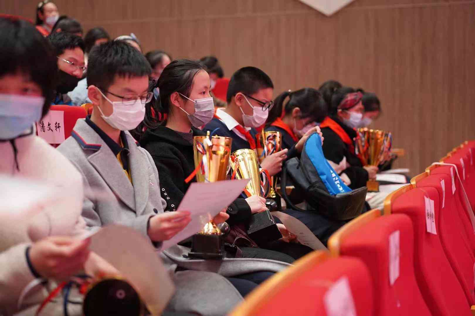 AI软件辅助创作文章参与征文比赛资格详解与答案
