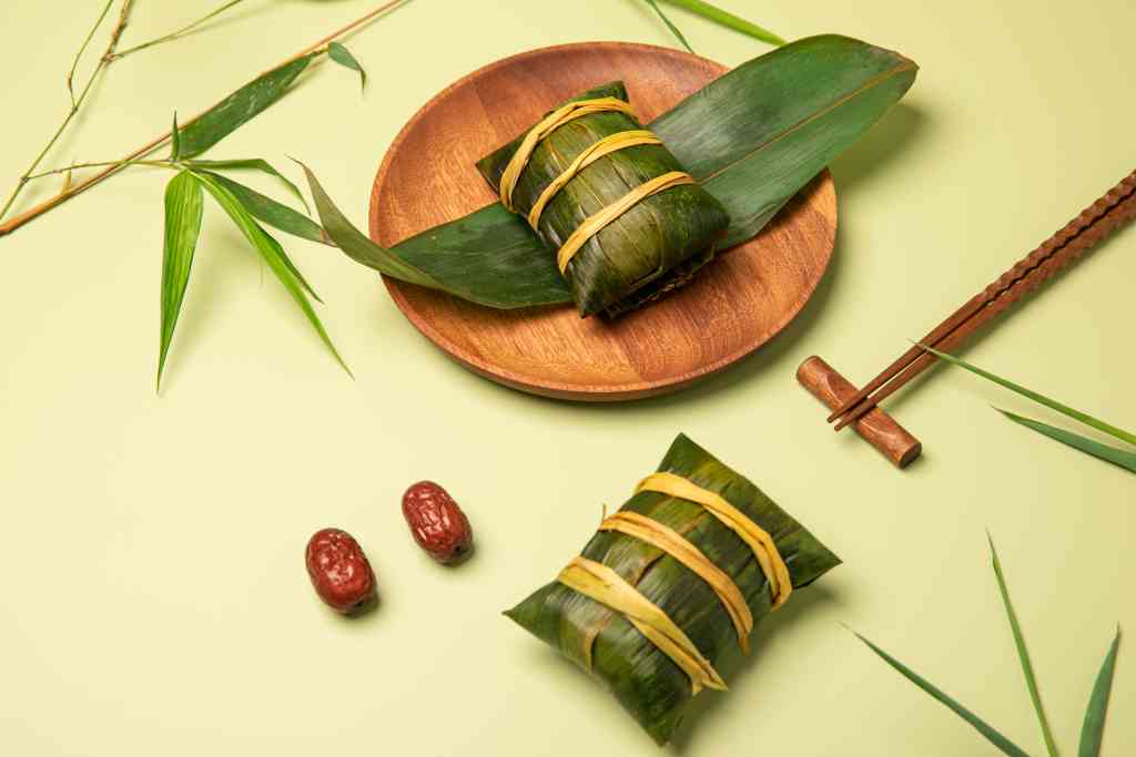 全方位攻略：粽子的历、制作方法、风味特色及节日庆典解读
