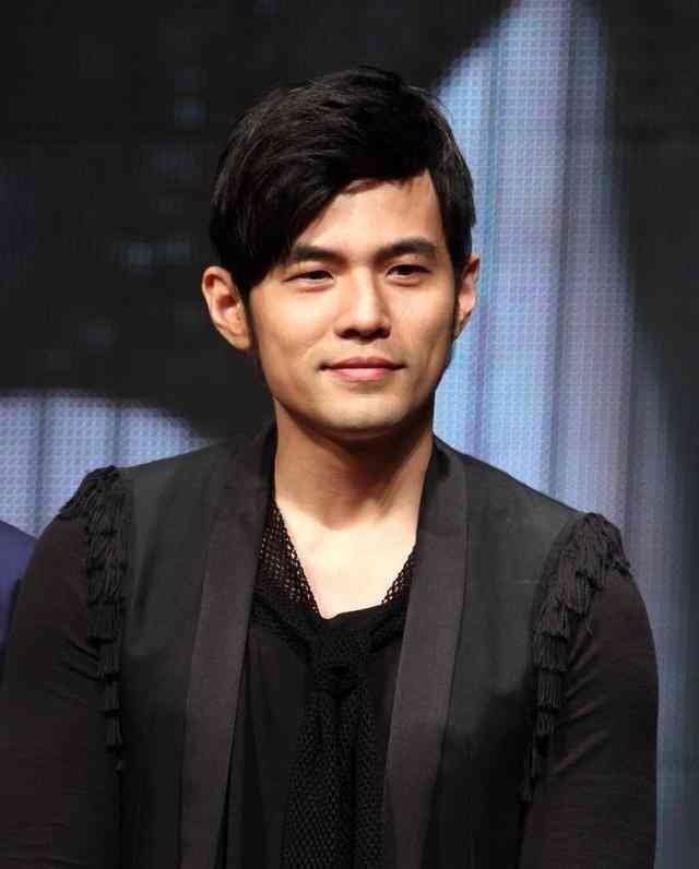 周杰伦歌曲制作人完整名单：揭秘周杰伦歌曲制作人是谁及全部名单