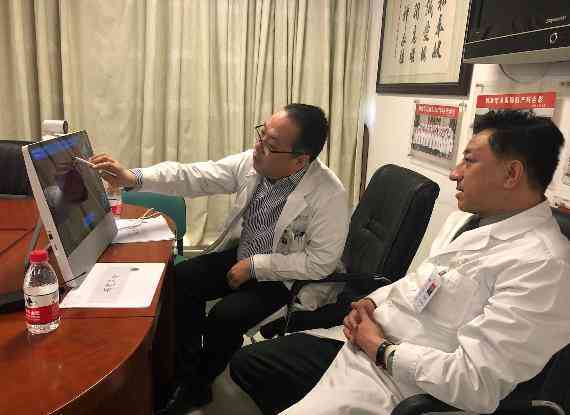 AI辅助设计：打造现代化医院标志的全新策略与实践