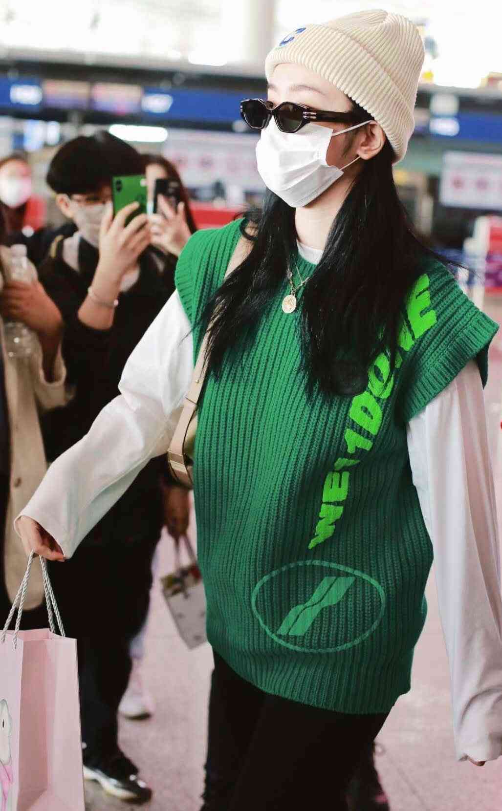 绿色时穿搭指南：环保、流行趋势与全年绿色服饰搭配秘
