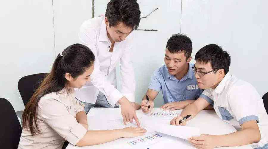 全方位装修沟通技巧与话术提升培训总结：解决装修行业谈判与客户沟通痛点