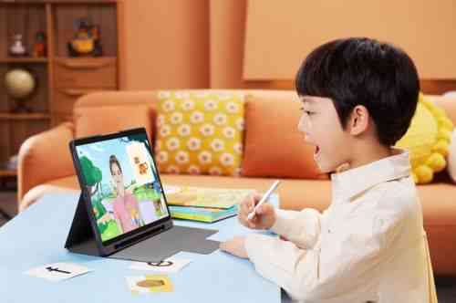孩子用AI助手写作业怎么办：面对iPad辅助学的应对策略