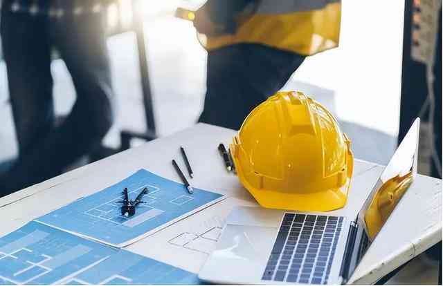 建筑学长精选：全方位解析建筑行业热点、技巧与职业发展指南