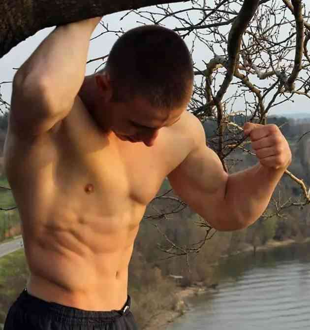 寸头肌肉型男：公0头像，男模风采