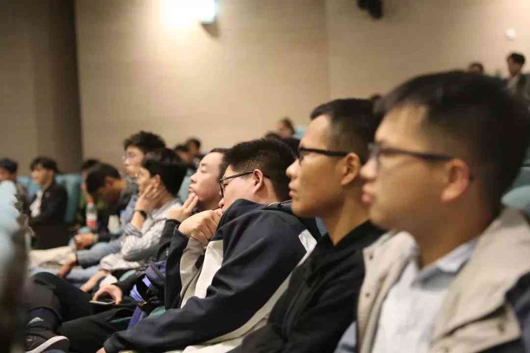 智能论文撰写与协作平台：助力学术研究高效创新