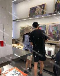 佩口罩摄影：独特口罩风格自拍文案精选
