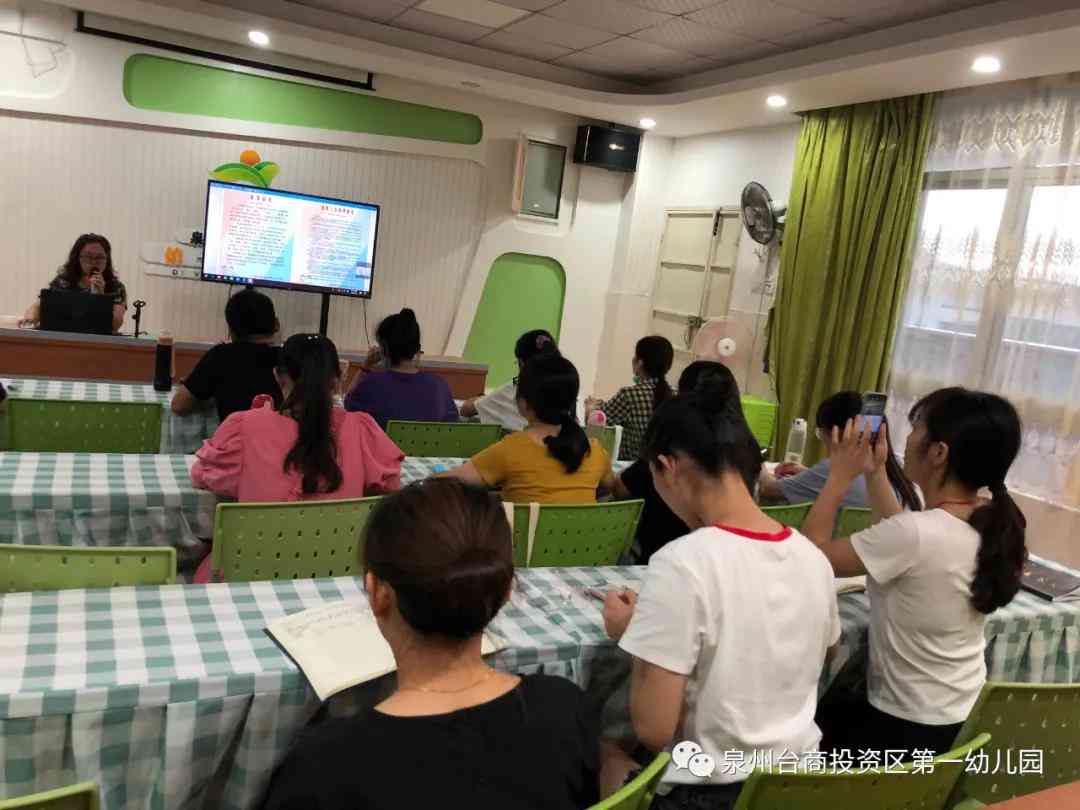 公司写文案的叫什么：职位、名字、部门及工作职责解析