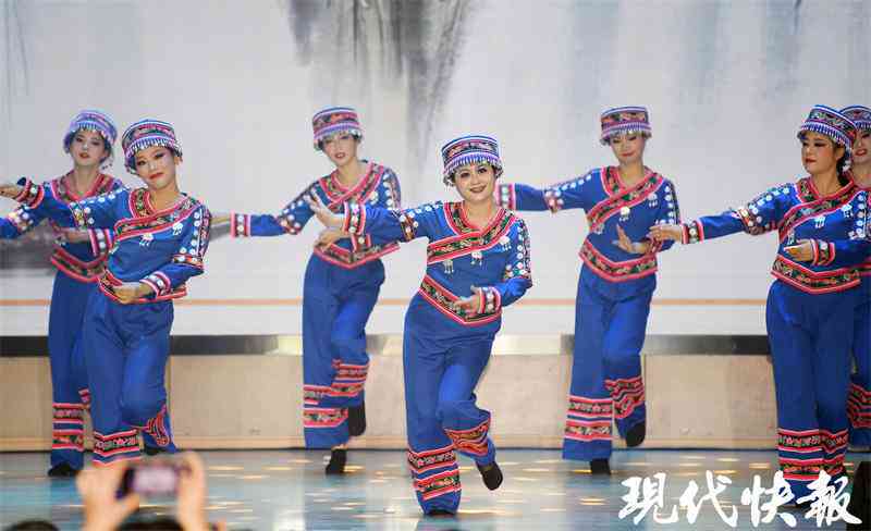 公司写文案的叫什么：职位、名字、部门及工作职责解析