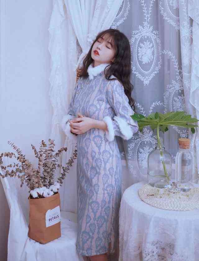 AI旗袍变装体验：一键换装，探索古典韵味与时融合的多种可能性