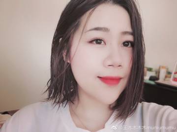 木木子微博：llw、andy、木木木子头、70325等不同账号汇总