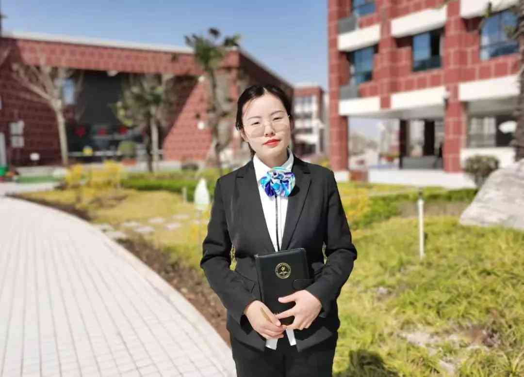 高效中文AI辅助：2023年论文写作软件推荐与评测