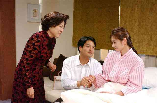 全方位解析婆媳相处之道：解决婆媳矛盾，构建和谐家庭关系