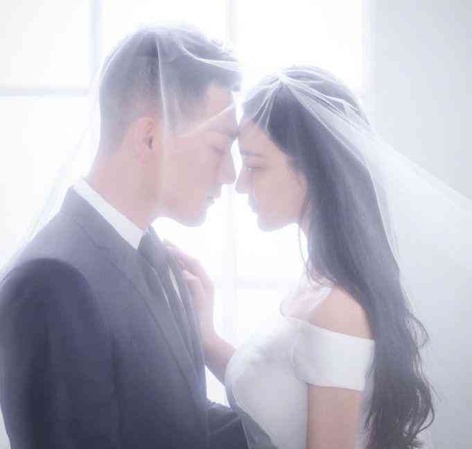 全方位攻略：如何撰写完美婚纱照文案及朋友圈展示技巧