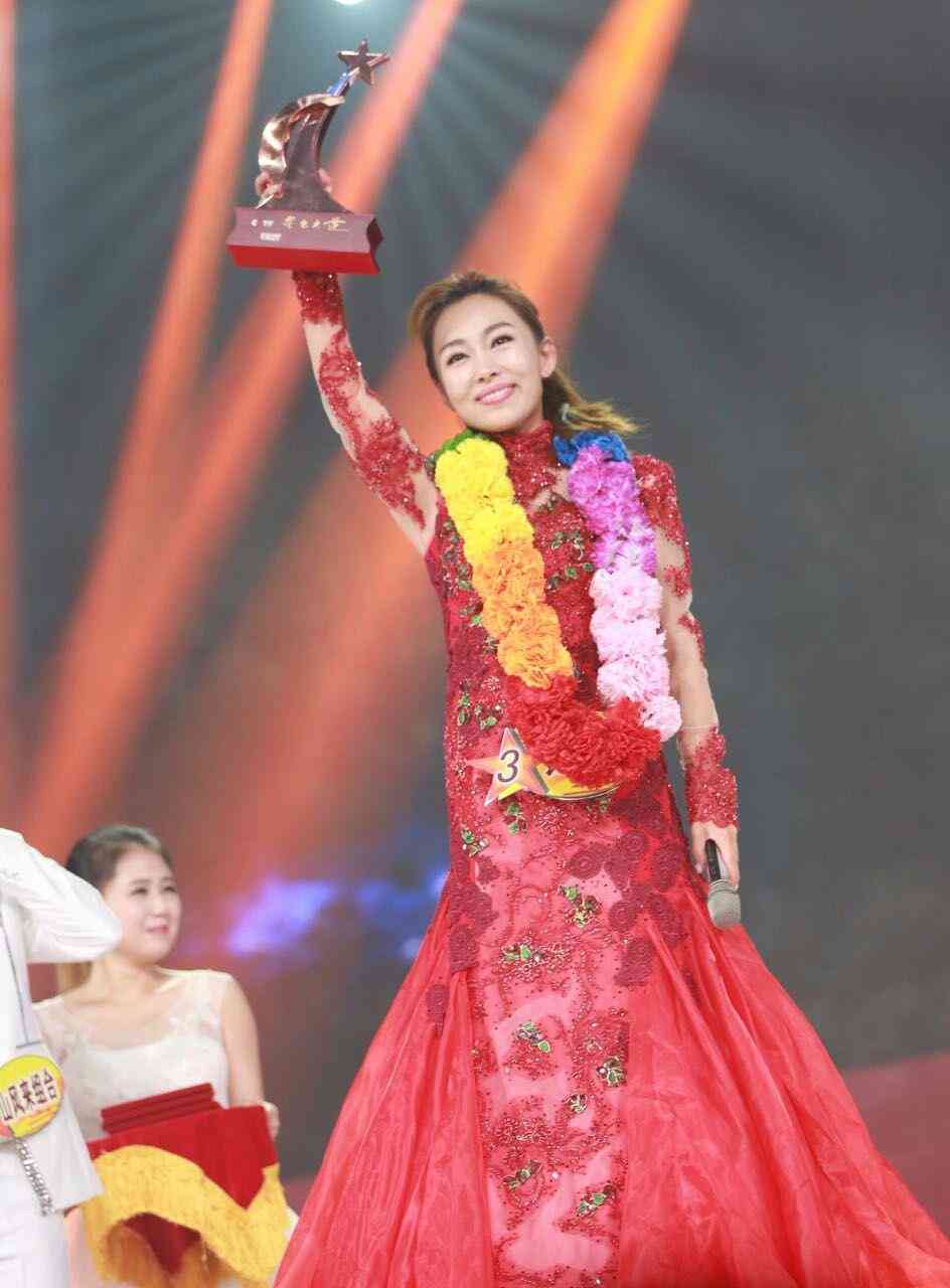 唱歌文案抖音：如何撰写吸引人的唱歌抖音说说及热门文案