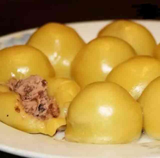唤醒味蕾！东北特色豆包的魅力呈现——传承美味，尽在每一口！