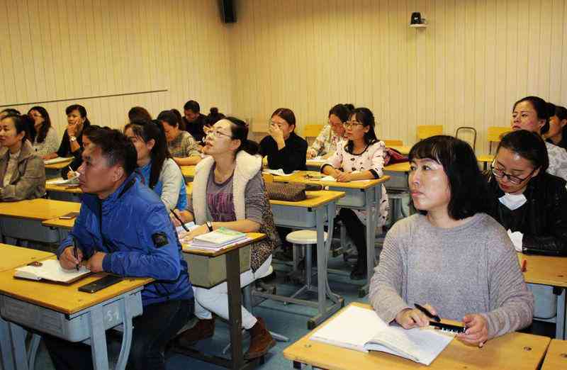 如何启用微信内置AI写作助手功能
