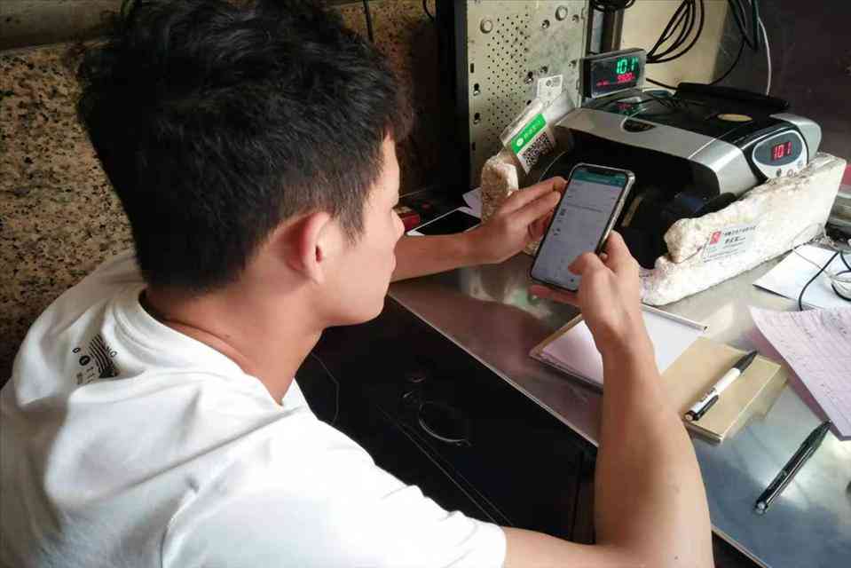 基于AI技术的校园安全智能分析报告撰写范例与指南