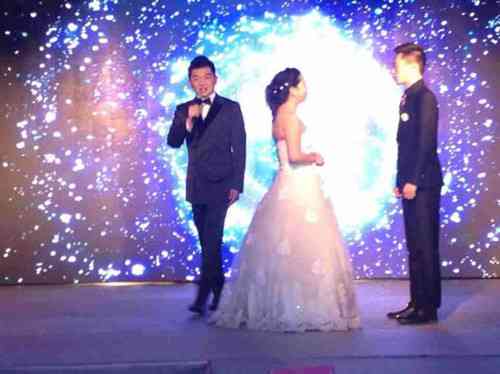 做婚礼主持人的必备句子：简短经典句汇总及婚礼主持人说说精选