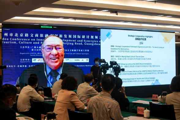 国际作家交流平台：探索全球写作资源与机遇